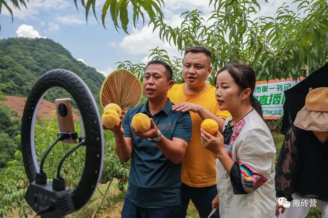 有一台电脑怎么赚钱_100台优酷路由宝赚钱_100台手机做试客赚钱