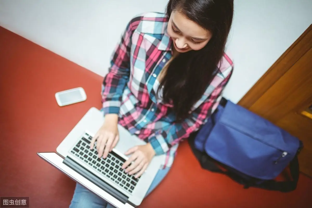 大学兼职可以写进简历吗_上大学可以兼职有哪些_大学有兼职的机会吗